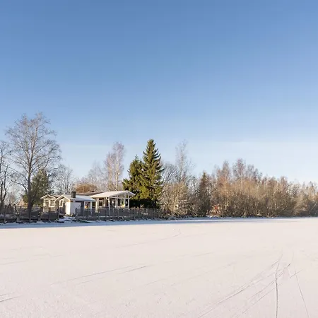 Einola- Modern Rivercottage 빌라 *