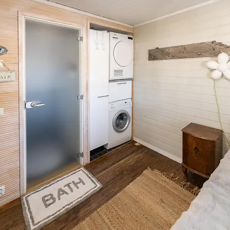 빌라 Einola- Modern Rivercottage