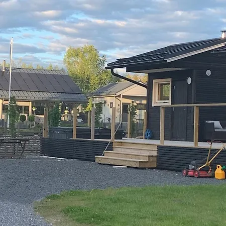 Einola- Modern Rivercottage * 포리