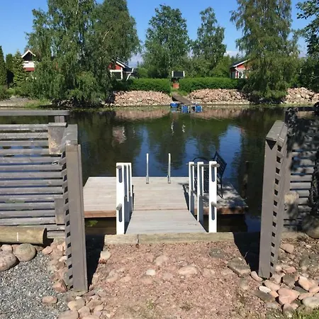 빌라 Einola- Modern Rivercottage *