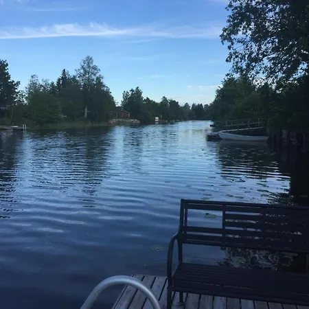 Einola- Modern Rivercottage 빌라 *