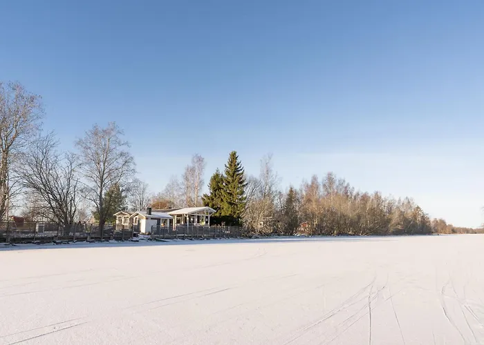 Einola- Modern Rivercottage Villa *