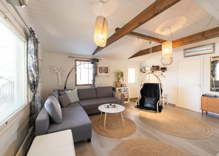 Villa Einola- Modern Rivercottage