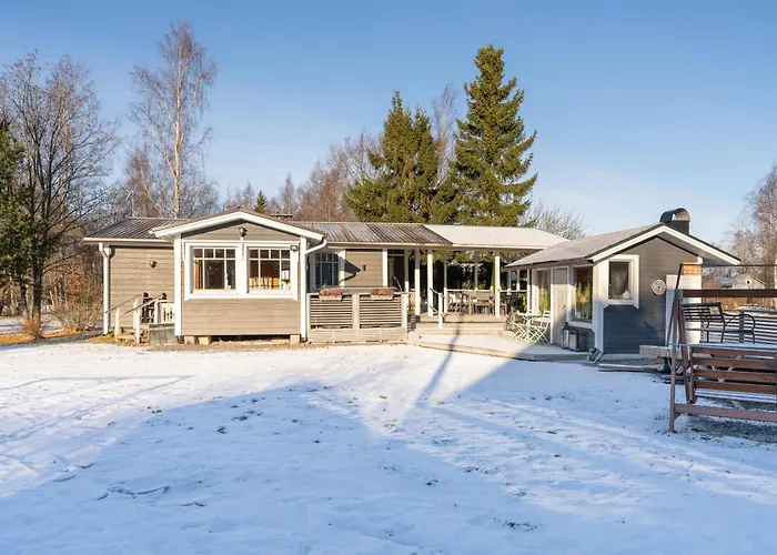 Villa Einola- Modern Rivercottage *