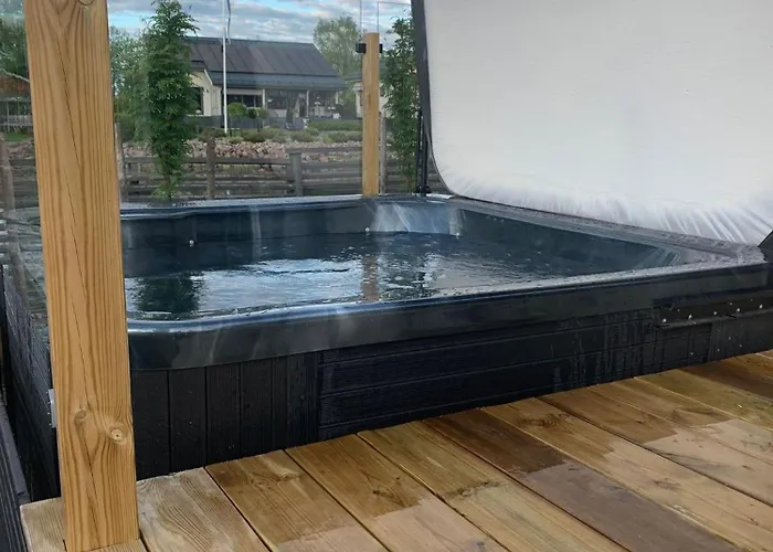 Villa Einola- Modern Rivercottage