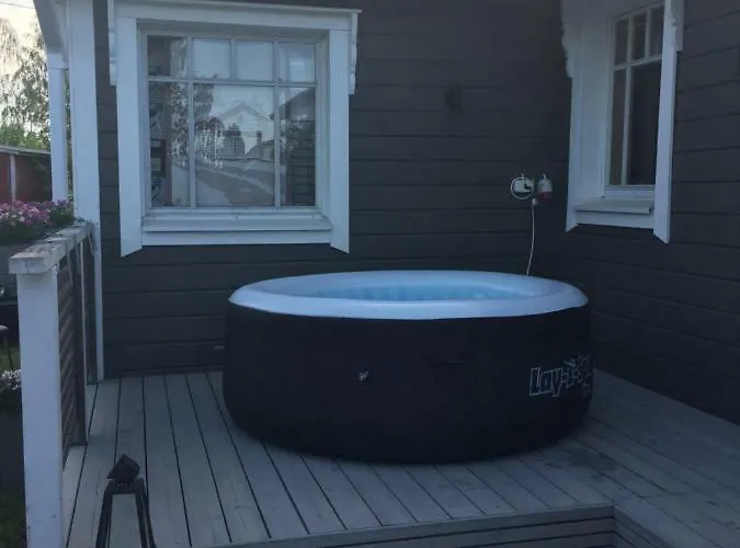 Einola- Modern Rivercottage