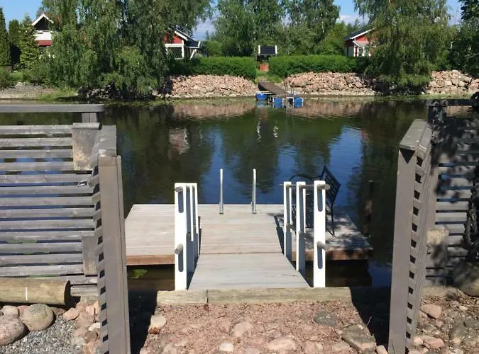 Villa Einola- Modern Rivercottage *